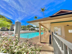 Pool - South Maui living with magical sunset views (Kihei)