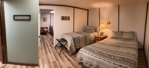5 bedrooms, desk, iron/ironing board, free WiFi
