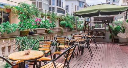 Awuka Guesthouse