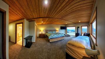 5 soveværelser, skrivebord, strygejern/strygebræt, Wi-Fi