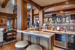 Interior - Abode at Chateau Jordan, ski-in/ski-out, hot tub, gated, Deer Valley (Heber City)
