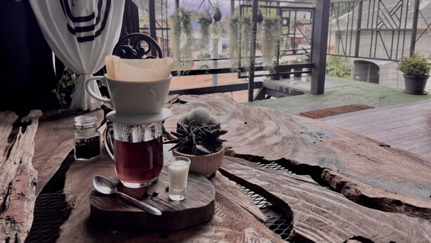 Meja sambut tetamu
