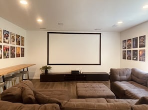 Interior - Lake front home away from home (Charlotte)