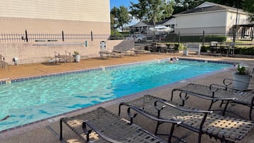 Utomhuspool
