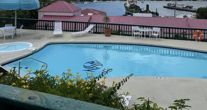 Elegant Harbor View Condo Get-A-Way @ Schooner Bay