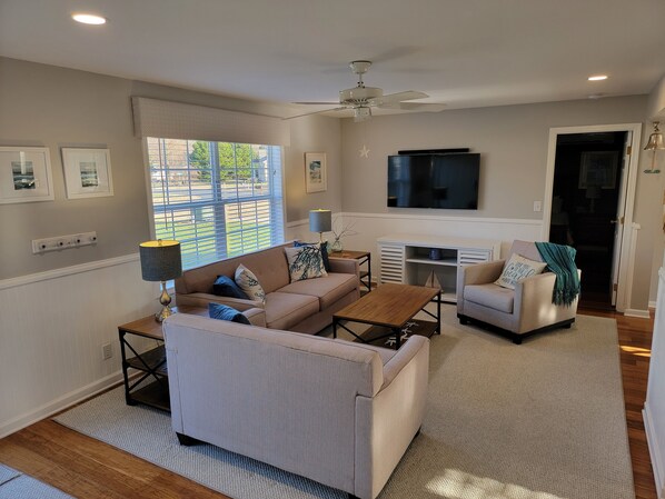 تلفزيون ذكي، كُتُب