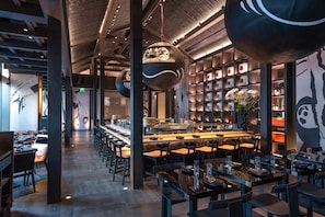 Restaurant - Suites at SLS LUX Brickell managed by CE (Miami)