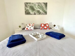 1 bedroom, iron/ironing board, internet, bed sheets