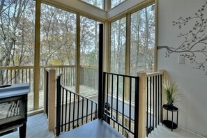 Interior - Modern Mtn Cabin, Private, Fire Pit (Morganton)