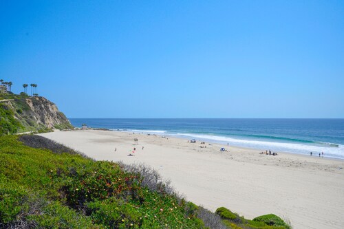 Beach Cities Quiet Getaway - 1.5 mins from Ocean front