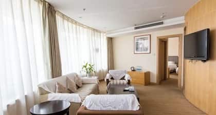 University Hotel