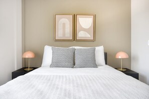 1 quarto, ferros/tábuas de passar roupa, Wi-Fi, roupa de cama