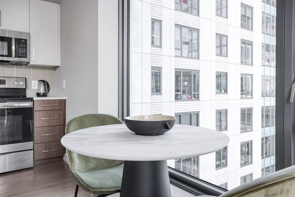 Køleskab, mikrobølgeovn, ovn, opvaskemaskine