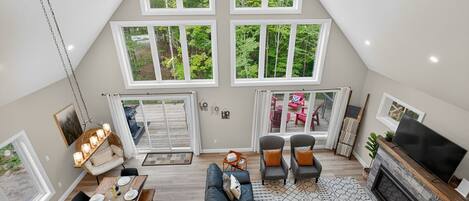 Smart TV, fireplace, video games, ping pong