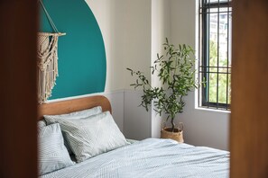 2 bedrooms, desk, iron/ironing board, free WiFi