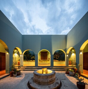 Terrace/patio - Balcones 5BR Villa | Weddings | Stunning Views (San Miguel de Allende)