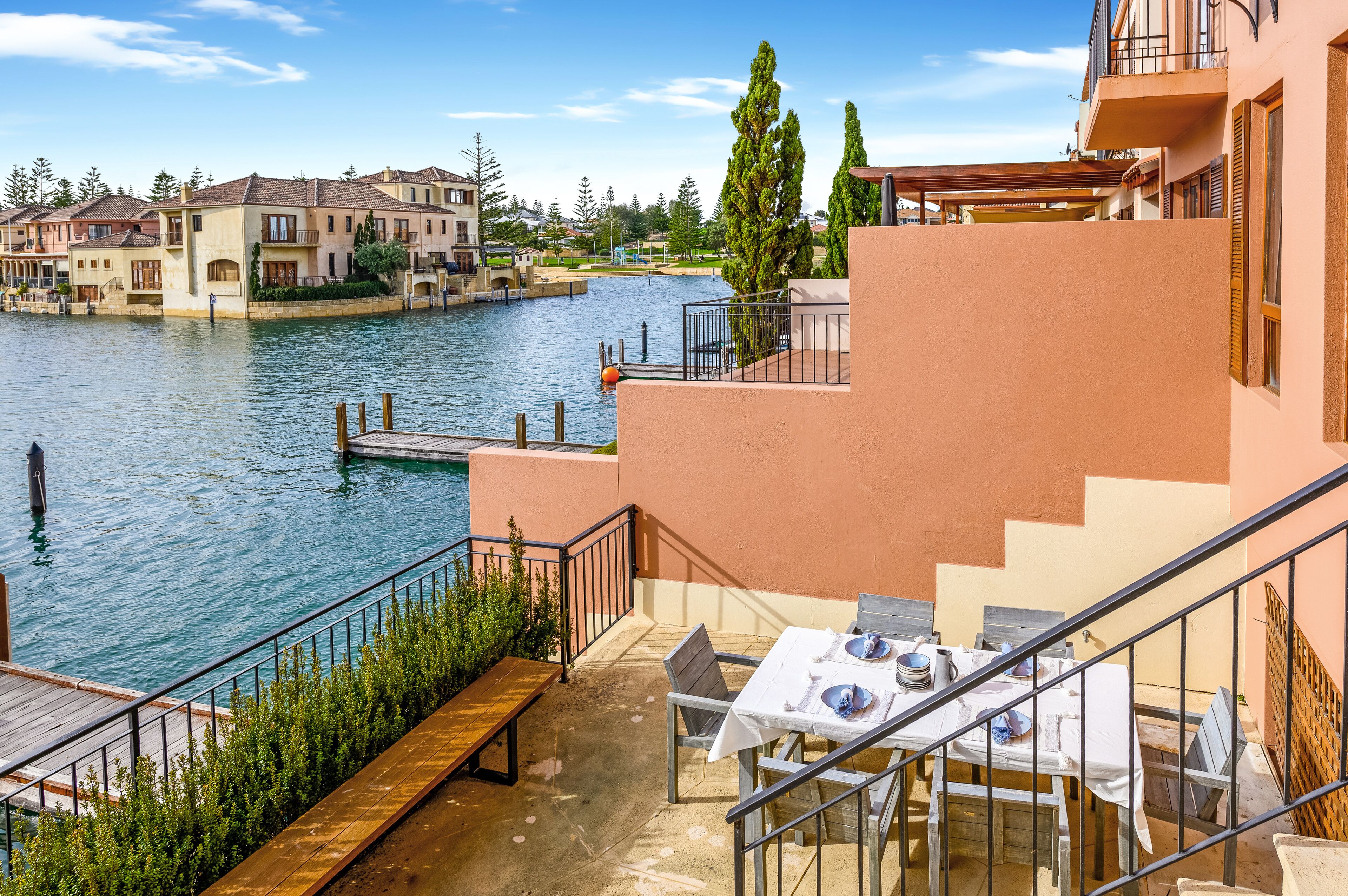 Unique Island Villa, Private Jetty! A Family Dream