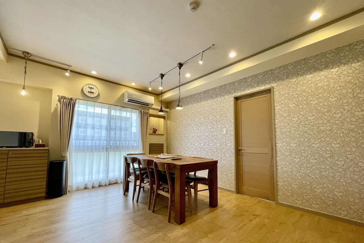 Suite Deluxe, non fumatori | 3 camere, Wi-Fi gratuito, lenzuola