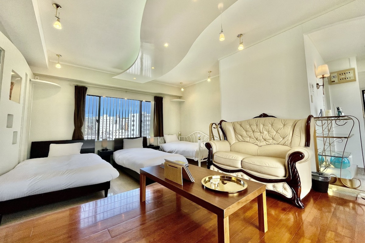 Suite Junior, non fumatori | 3 camere, Wi-Fi gratuito, lenzuola