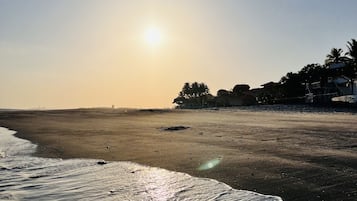 Beach nearby, sun-loungers