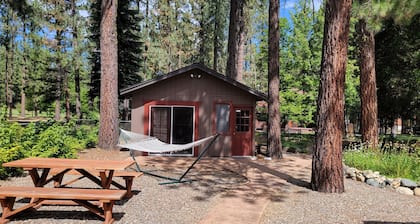 Plumas Pines 2/2 + bonus room- Fireplace-Spa Tub - Remote Work- Weekly Discount