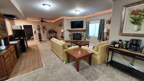 Téléviseur connecté, foyer