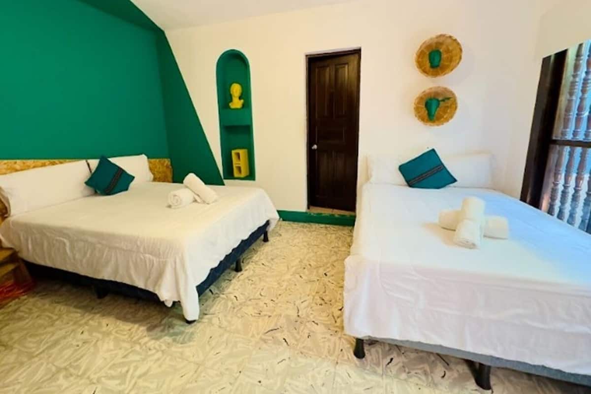 Comfort Double Room | Free WiFi, bed sheets