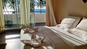 Deluxe Double Room, Balcony, Sea View | 1 bedroom, soundproofing, bed sheets