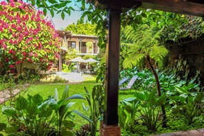 Front of property - Villa De Antaño (Antigua Guatemala)