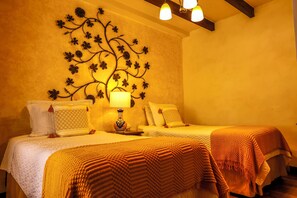 Deluxe Twin Room - Villa De Antaño (Antigua Guatemala)