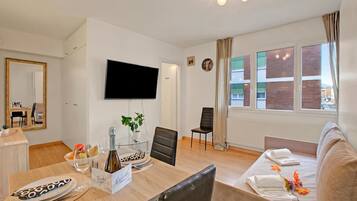 Studio Standard, balcon (Lean Home) | Coin séjour
