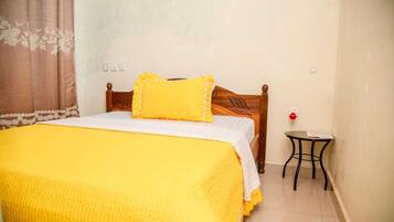 Standard Double Room | Minibar, individually furnished, desk, laptop workspace