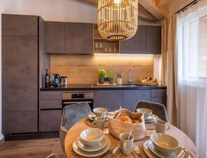 Fridge, dishwasher, toaster, high chair - Apartment Top 5 by Interhome (Bruck)