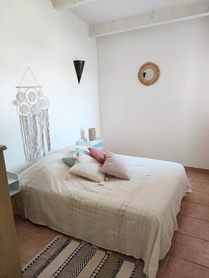 2 chambres, lit parapluie