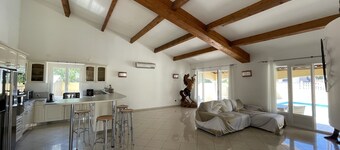 Villa, Piscine Privée !