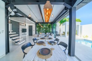 Comfort Villa | Dining room - Villa Bali Townhouse (Kerobokan)