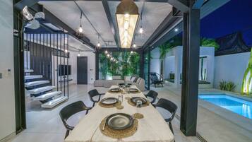 Comfort Villa | Ruang makan