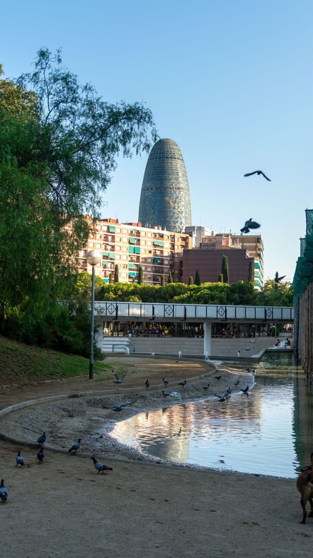 Limehome Barcelona Carrer de Besalú 82 - view 3