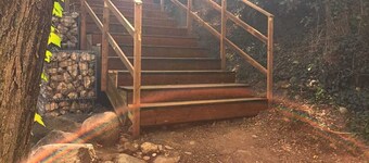 LA Cabane Haut Perchee