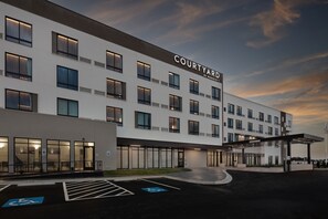 Exterior - Courtyard by Marriott Conway (Conway)
