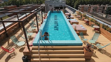 Piscine extérieure (ouverte en saison)