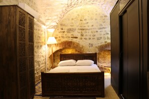 Standard Room, 1 Double Bed, Garden View | Individually decorated, individually furnished, free WiFi, bed sheets - Çiftehan Boutique Otel (Sanliurfa)