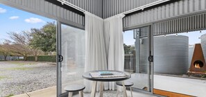 Outdoor dining - The Cubby House by Wine Coast Holiday Rentals (WHITES VALLEY)