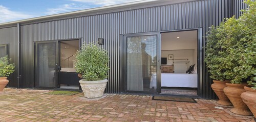 Hideaway Nook by Wine Coast Holiday Rentals