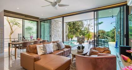 Scenic Green Hill Views 4BR Villa Jeanny