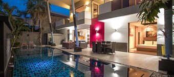 Chic and Modern 3BR Pool Villa Kloua