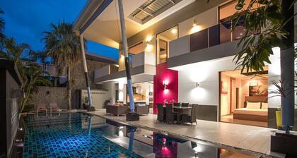 Chic and Modern 3BR Pool Villa Kloua