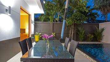 Vila Mewah | Teras/patio