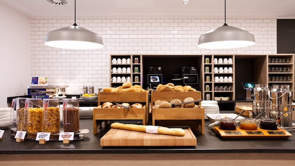 Bao gồm bữa sáng buffet hàng ngày