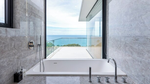 Luxury Villa, 4 Bedrooms, Sea View | Bathroom - Villa The Wave 2 Residence (Koh Samui)